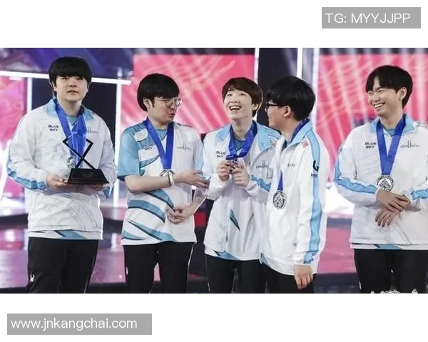 对话周伟回顾DOTA2职业生涯与S15赛季精彩比分分析